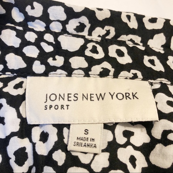 Jones New York Leopard Print Button Down Shirt - Picture 8 of 8